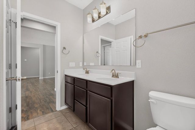 2716 Bayas Road SE, Rio Rancho, NM 87124