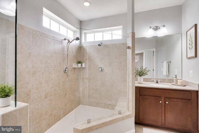 42695 MACAULEY PL, Ashburn, VA 20148