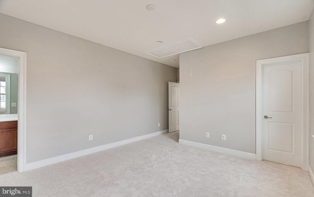 42695 MACAULEY PL, Ashburn, VA 20148