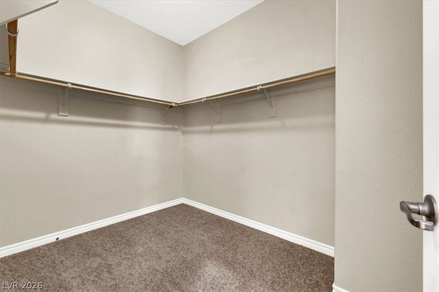 732 RUSTIC DESERT Place, Henderson, NV 89011