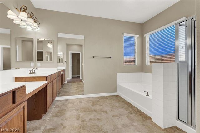 732 RUSTIC DESERT Place, Henderson, NV 89011