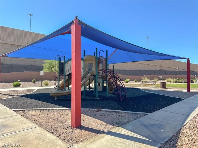 732 RUSTIC DESERT Place, Henderson, NV 89011