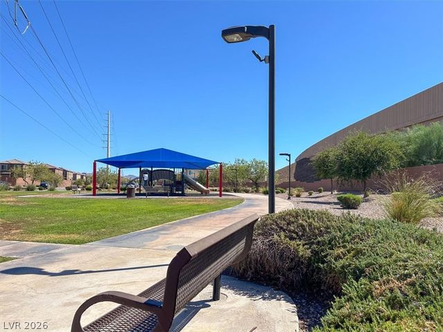 732 RUSTIC DESERT Place, Henderson, NV 89011