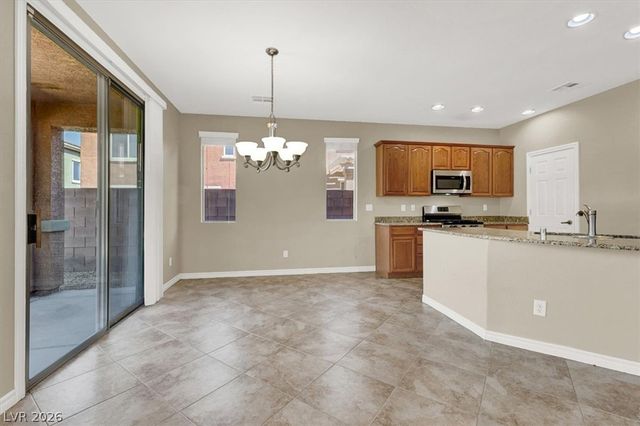 732 RUSTIC DESERT Place, Henderson, NV 89011