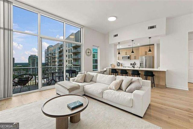 950 W Peachtree Street NW 2009, Atlanta, GA 30309