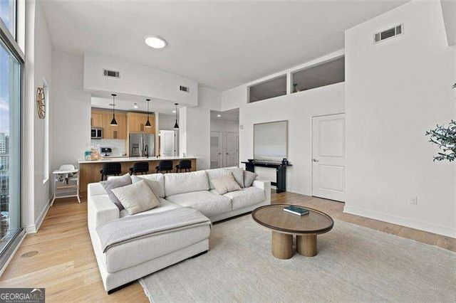 950 W Peachtree Street NW 2009, Atlanta, GA 30309