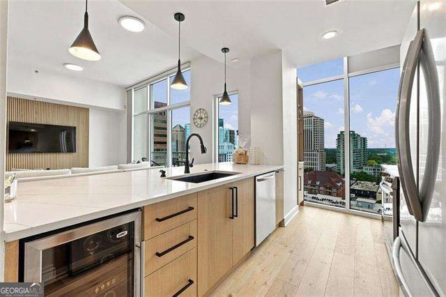 950 W Peachtree Street NW 2009, Atlanta, GA 30309