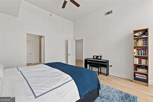 950 W Peachtree Street NW 2009, Atlanta, GA 30309
