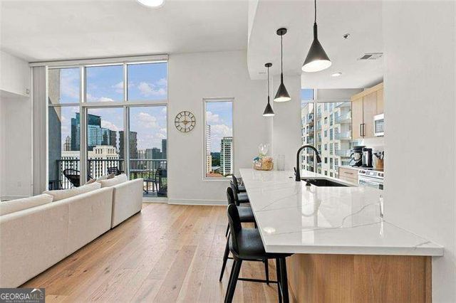 950 W Peachtree Street NW 2009, Atlanta, GA 30309