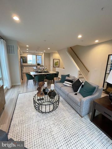 3125 BEACHVIEW LN, Philadelphia, PA 19125