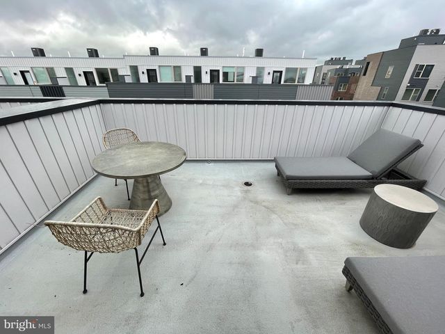 3125 BEACHVIEW LN, Philadelphia, PA 19125