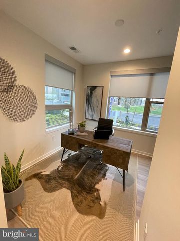 3125 BEACHVIEW LN, Philadelphia, PA 19125