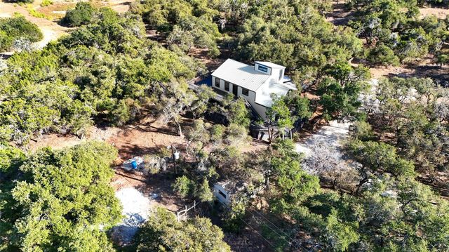4016 McGregor LN, Dripping Springs, TX 78620
