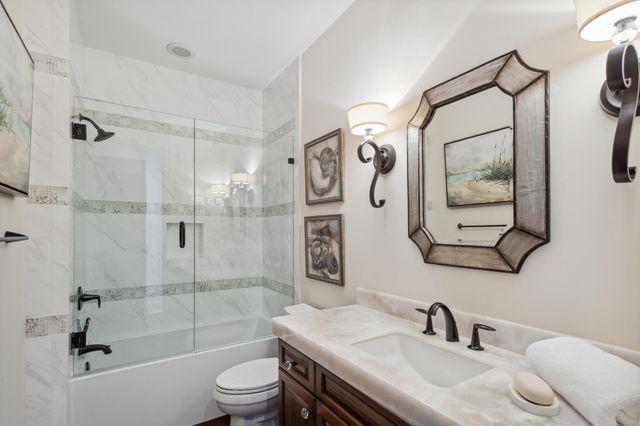 2461 SE 10th Street, Pompano Beach, FL 33062