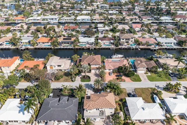 2461 SE 10th Street, Pompano Beach, FL 33062