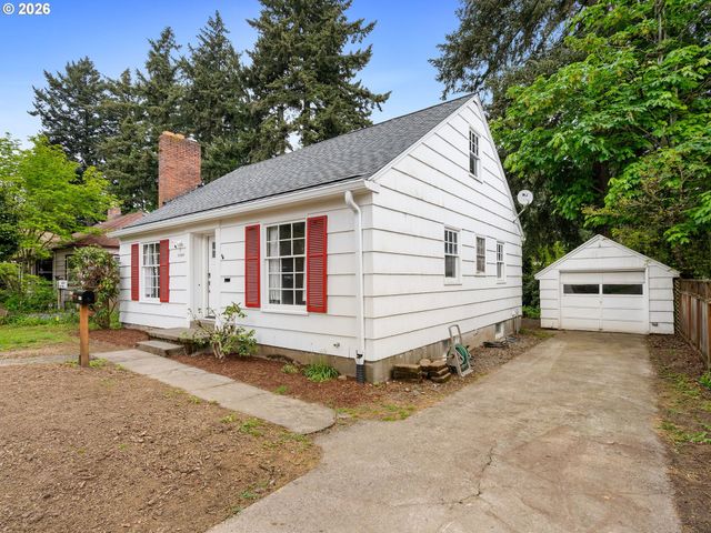 10059 Ne BEECH St, Portland, OR 97220