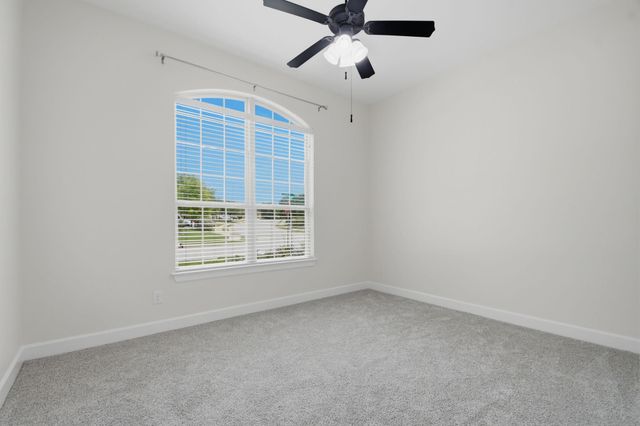 3901 Sansome LN, Round Rock, TX 78681
