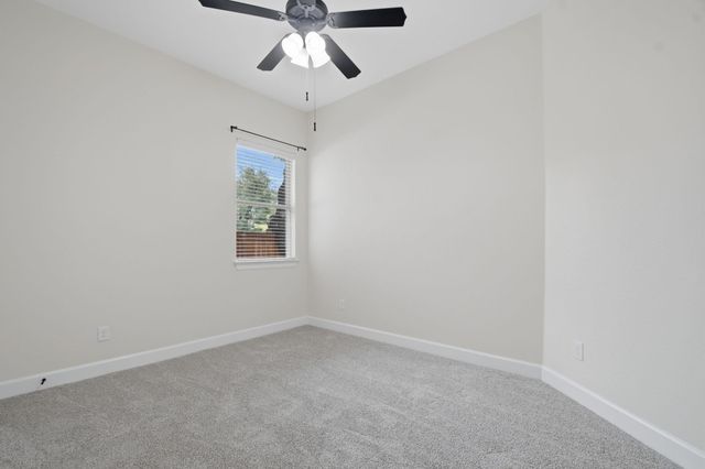 3901 Sansome LN, Round Rock, TX 78681