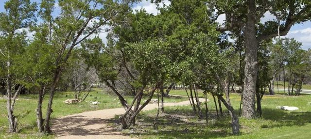 3901 Sansome LN, Round Rock, TX 78681