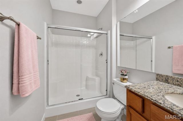 2662 S McKnight Crossing Court, Rock Hill, MO 63124