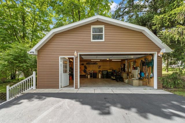 536 W Main Street, Merrimac, WI 53561
