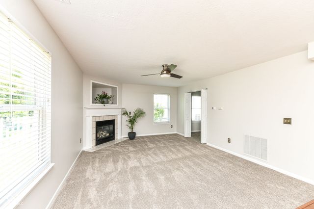 12636 Stanwich Place, Carmel, IN 46033