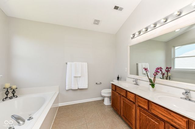 12636 Stanwich Place, Carmel, IN 46033