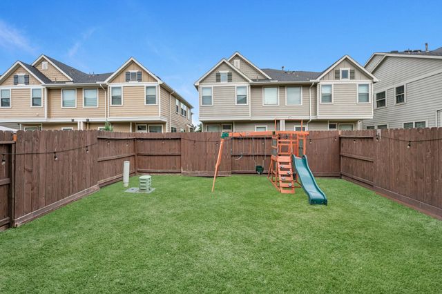 5543 Purple Meadow Lane, Fulshear, TX 77441