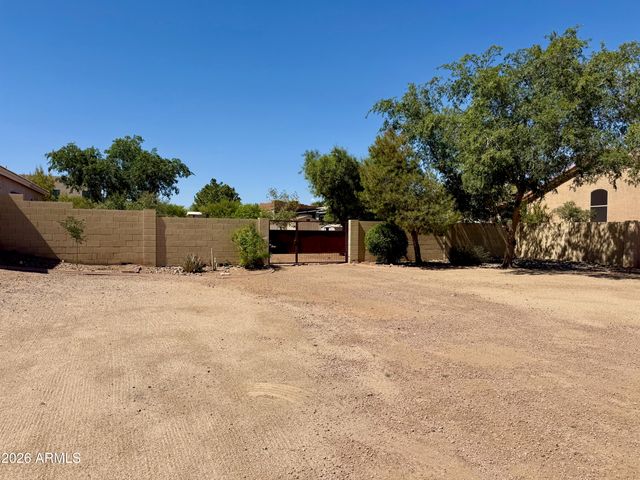 38719 N 7TH Street, Phoenix, AZ 85086