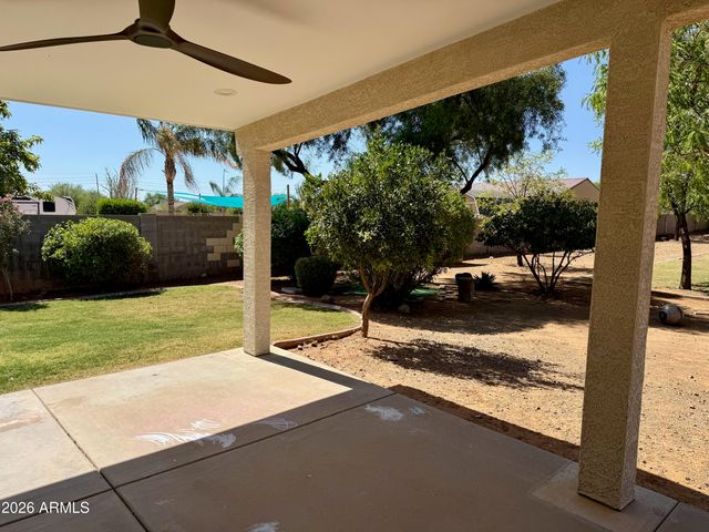 38719 N 7TH Street, Phoenix, AZ 85086