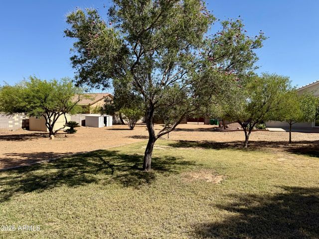 38719 N 7TH Street, Phoenix, AZ 85086