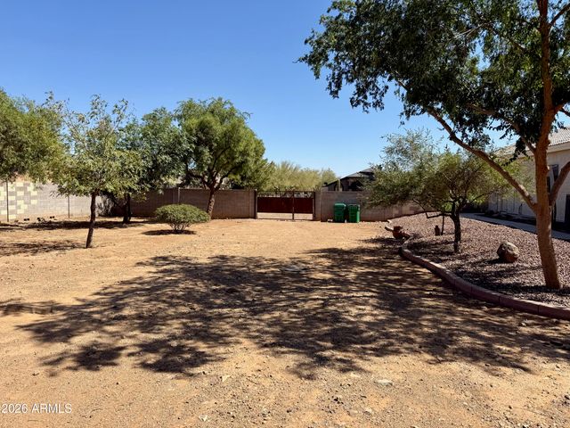 38719 N 7TH Street, Phoenix, AZ 85086