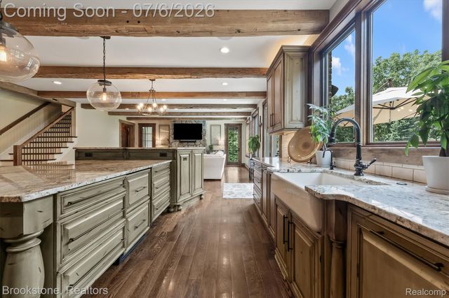5458 Boulderwood Ridge, Independence Charter Township, MI 48348