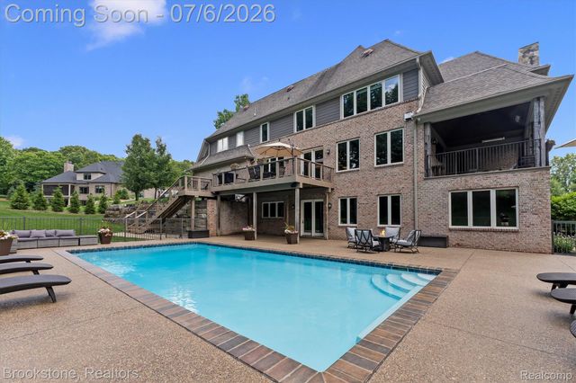 5458 Boulderwood Ridge, Independence Charter Township, MI 48348