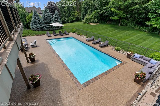 5458 Boulderwood Ridge, Independence Charter Township, MI 48348