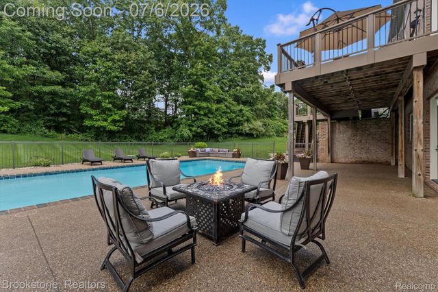 5458 Boulderwood Ridge, Independence Charter Township, MI 48348
