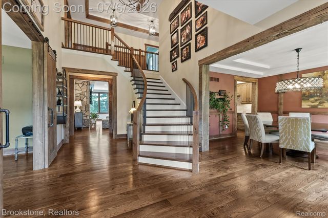 5458 Boulderwood Ridge, Independence Charter Township, MI 48348