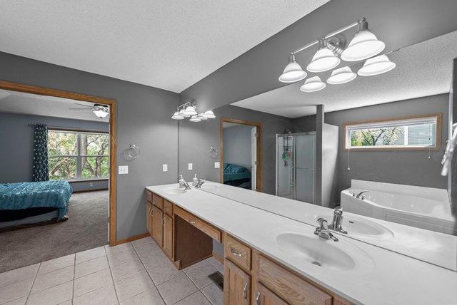 7128 Timber Crest Drive S, Cottage Grove, MN 55016