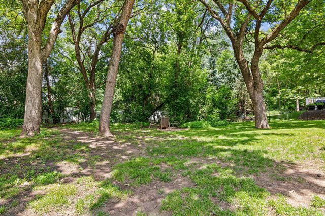 7128 Timber Crest Drive S, Cottage Grove, MN 55016