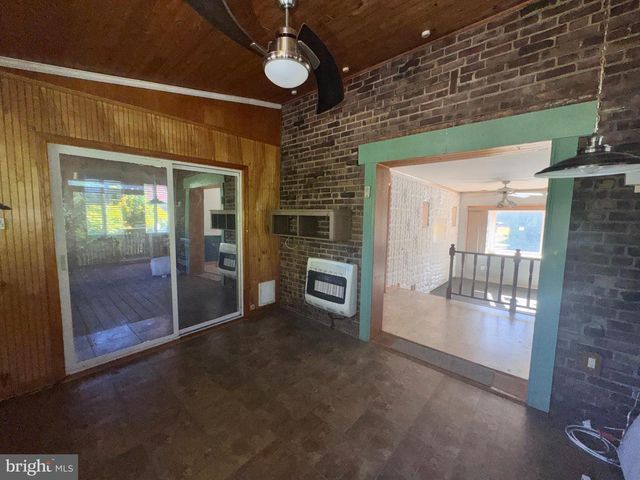 810 IRVINGTON RD, Drexel Hill, PA 19026