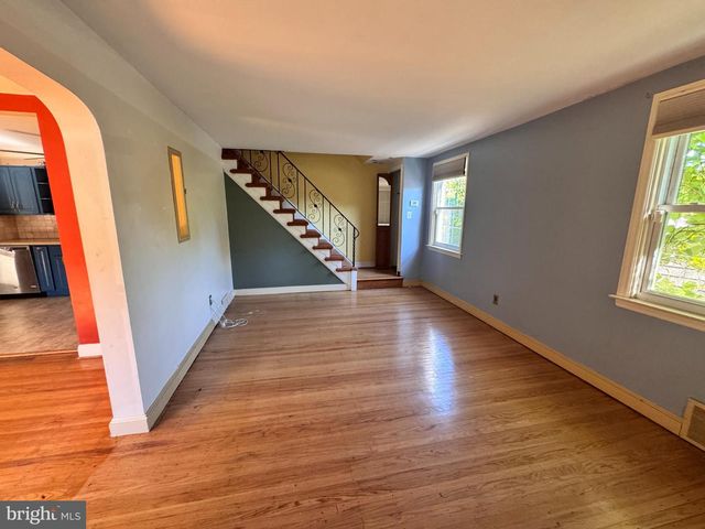 810 IRVINGTON RD, Drexel Hill, PA 19026