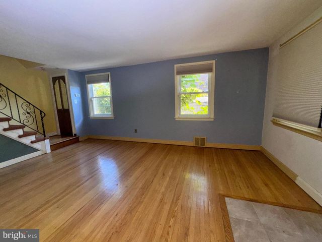 810 IRVINGTON RD, Drexel Hill, PA 19026