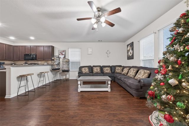 2343 Bright Sunrise Trail, Fresno, TX 77545