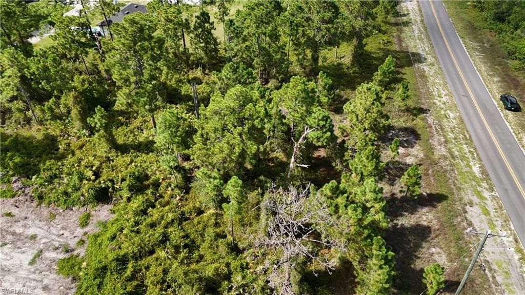 630 Eisenhower BLVD, LEHIGH ACRES, FL 33974 — photo 2