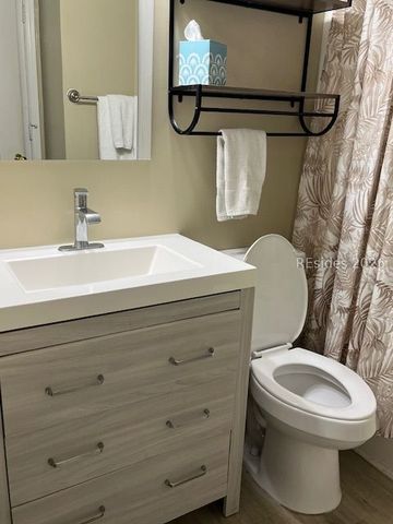 23 S Forest Beach Dr, Hilton Head Island, SC 29928