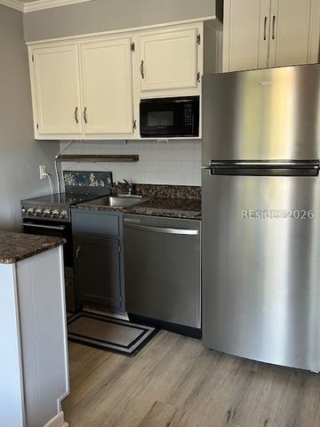 23 S Forest Beach Dr, Hilton Head Island, SC 29928