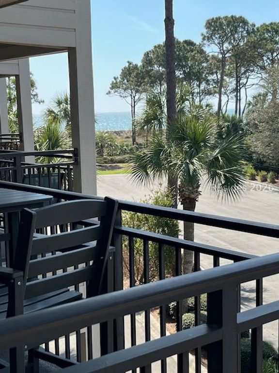 23 S Forest Beach Dr, Hilton Head Island, SC 29928