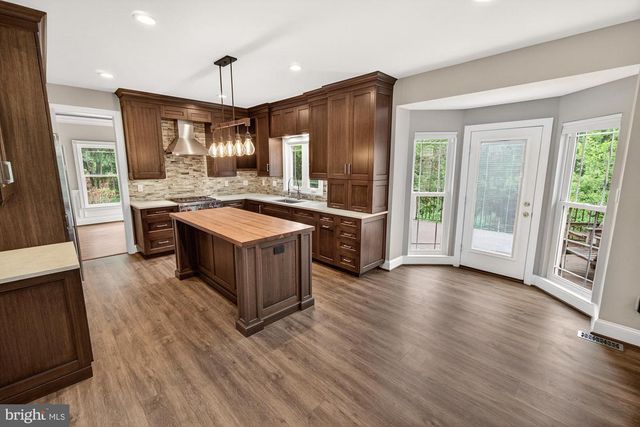 19505 GRAY FARM CT, Poolesville, MD 20837