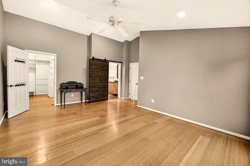 Image 63 of property listing at 19505 GRAY FARM CT, Poolesville, MD 20837