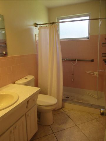 2402 ECUADORIAN WAY 8, Clearwater, FL 33763